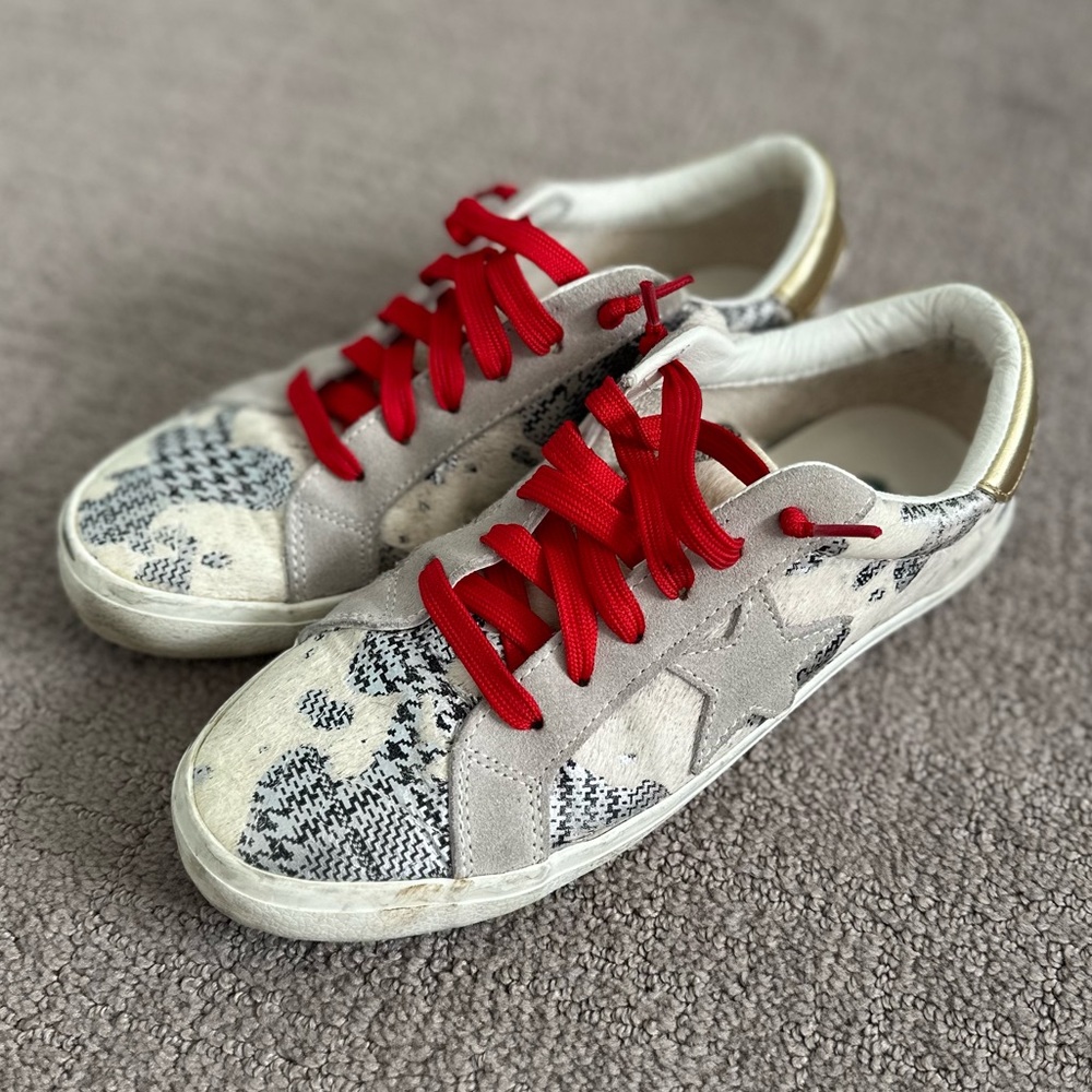 Steve Madden ✨ Suede & Calf Hair Passion Sneakers